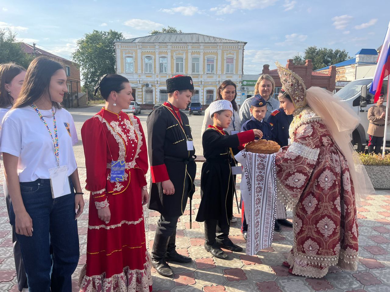 В Александровом Гае прошел первый региональный форум «Казачья молодежь»